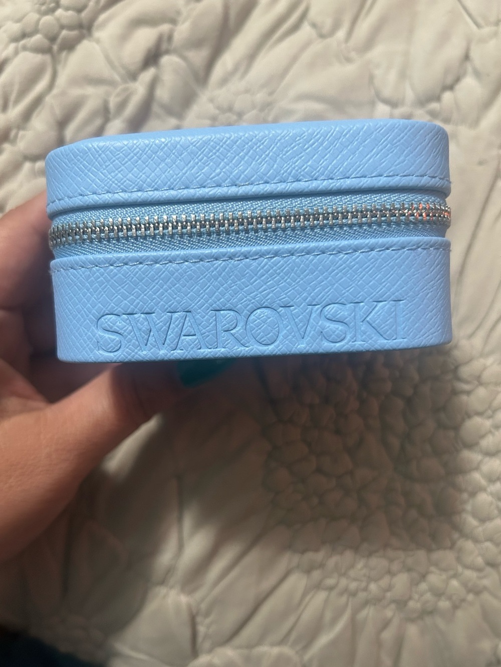 NEW Swarovski Blue Jewelry Travel Case with Embossed Logo - Picture 6 of 6